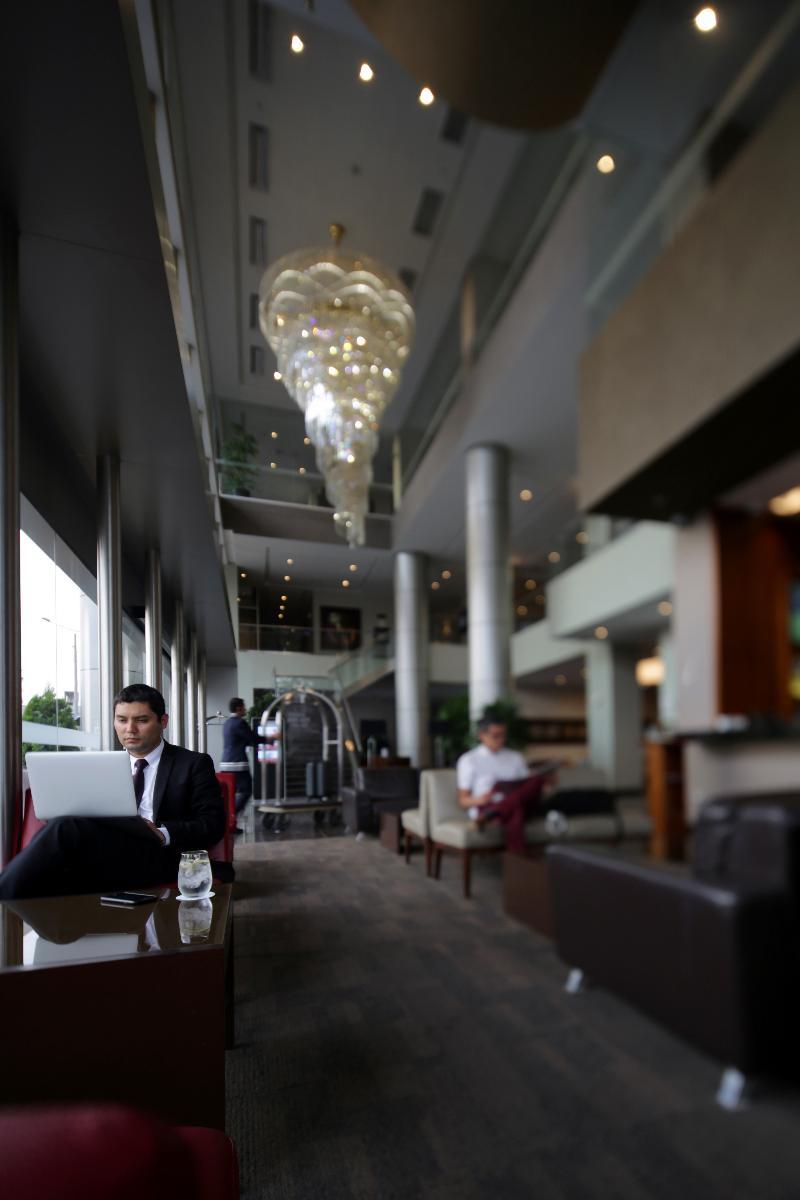 Casa Andina Premium Trujillo Hotel Encalada Екстериор снимка